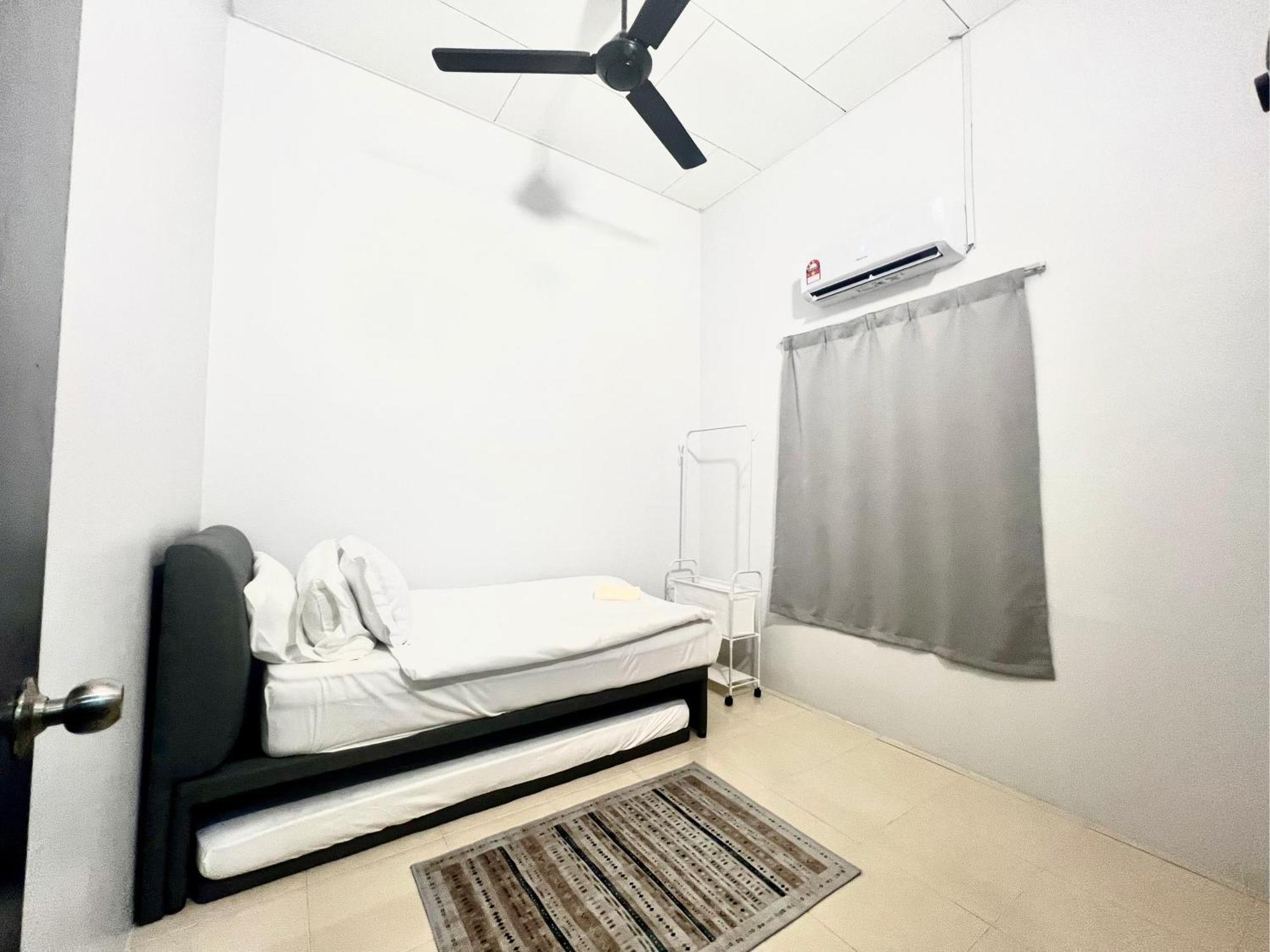 Quayside Cove Homestay - Corner House, Shah Alam Rimbayu Netflix Syok Tv Bbq Εξωτερικό φωτογραφία